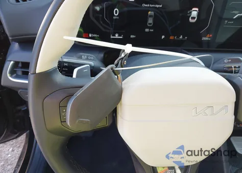 2025 Kia K4 Gt-Line from USA, damaged, VIN 3KPFW4DE6SE219464